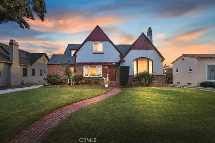 3542 Castle Reagh Place, Riverside, California 92506