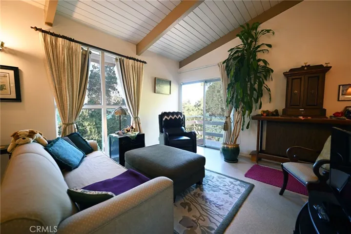 4128 Morro Drive, Woodland Hills, California 91364