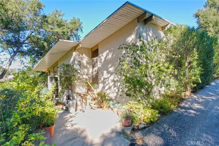 4128 Morro Drive, Woodland Hills, California 91364