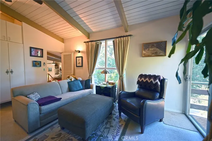 4128 Morro Drive, Woodland Hills, California 91364