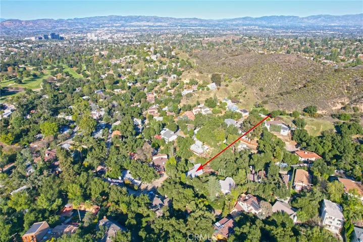 Woodland Hills Country Club, upper left, and Warner Center upper left.