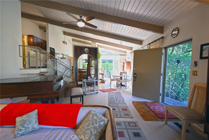 4128 Morro Drive, Woodland Hills, California 91364