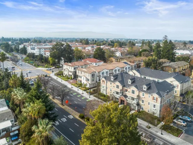 1033 Scotia Terrace 302, Sunnyvale, California 94089