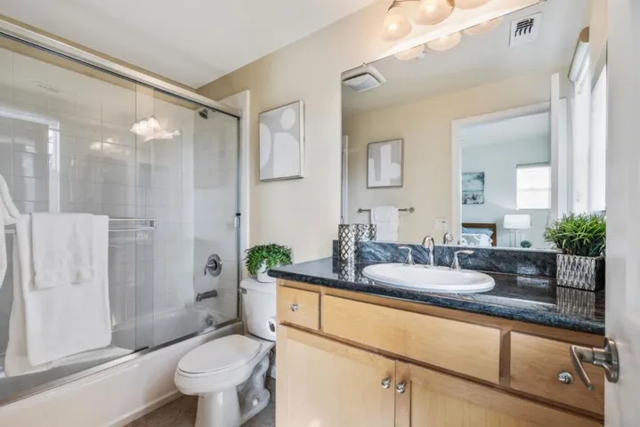 1033 Scotia Terrace 302, Sunnyvale, California 94089