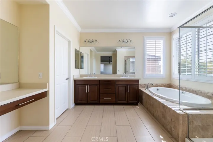 26459 Riverrock Way, Saugus, California 91350