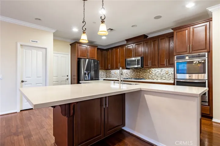 26459 Riverrock Way, Saugus, California 91350