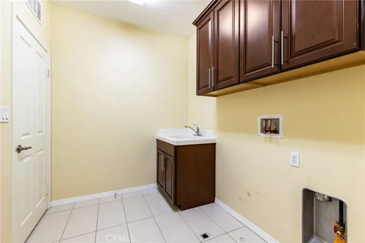 26459 Riverrock Way, Saugus, California 91350