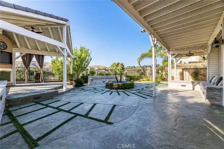 26459 Riverrock Way, Saugus, California 91350