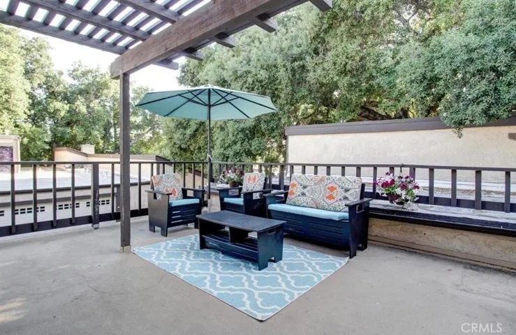 263 E Sierra Madre Boulevard F, Sierra Madre, California 91024