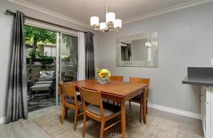263 E Sierra Madre Boulevard F, Sierra Madre, California 91024