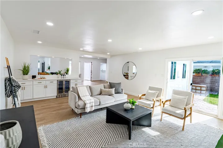 917 Patronella Avenue, Torrance, California 90503