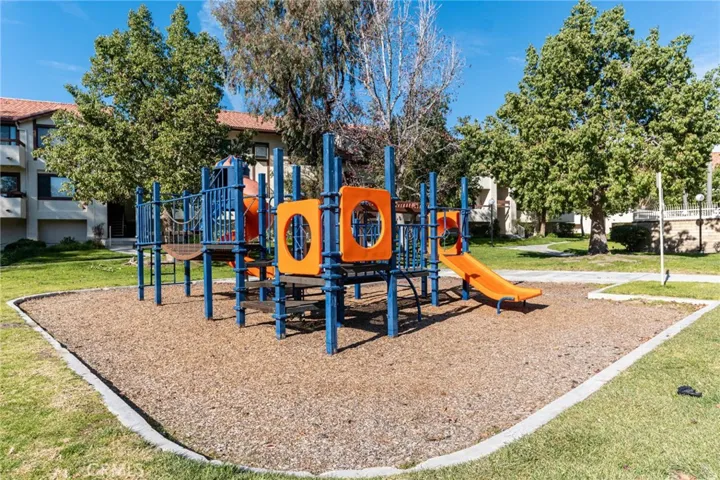 18146 American Beauty Dr 1050, Canyon Country, California 91387