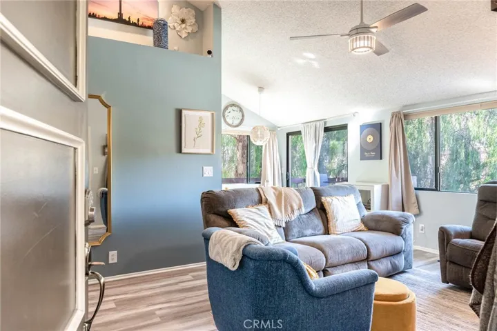 18146 American Beauty Dr 1050, Canyon Country, California 91387