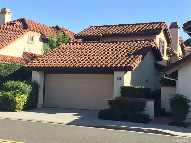 18 Filare, Irvine, California 92620