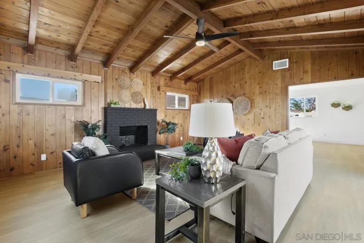 781 Denise Ln, El Cajon, California 92020