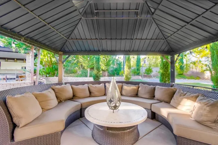 11662 Big Canyon Lane, San Diego, California 92131