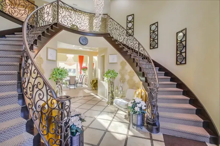 11662 Big Canyon Lane, San Diego, California 92131