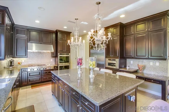 11662 Big Canyon Lane, San Diego, California 92131