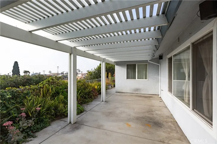 PATIO WITH VIEWS