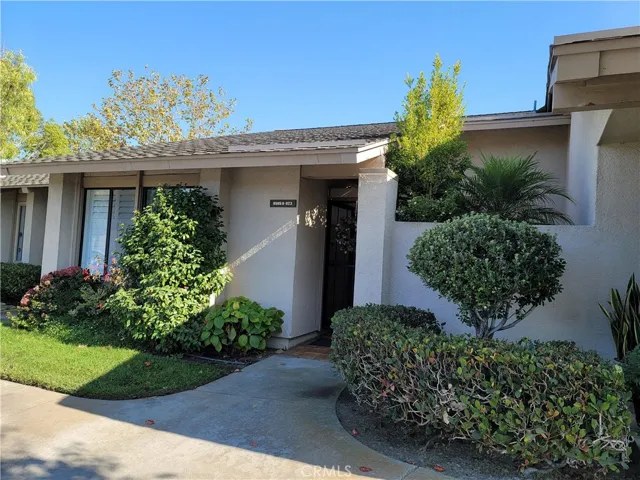 8565 Trinity Circle 823b, Huntington Beach, California 92646