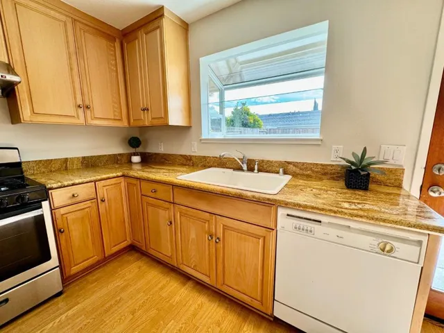 730 Clauser Drive, Milpitas, California 95035