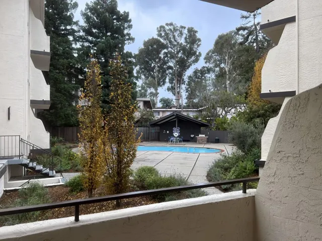 1515 Floribunda 106, Burlingame, California 94010