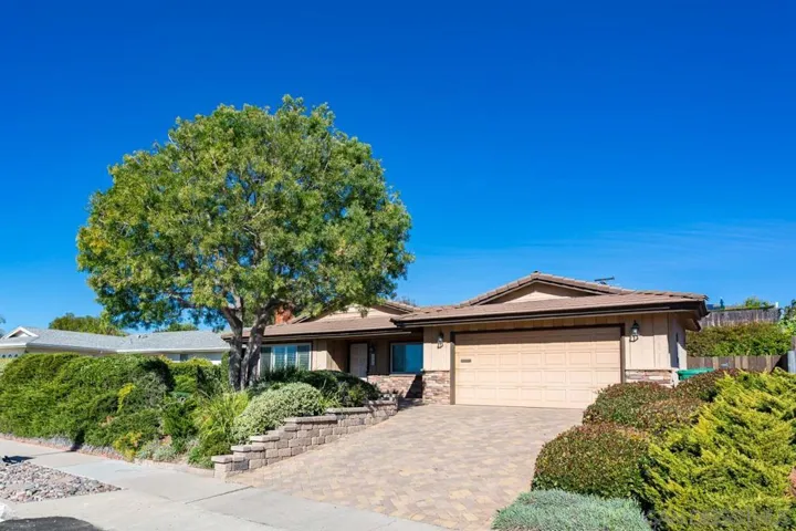 7031 Jackson Drive, San Diego, California 92119