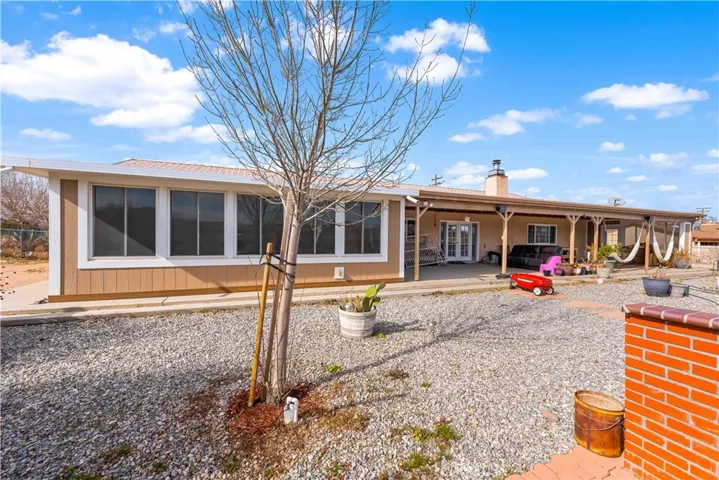 9081 _pinon Avenue, Hesperia, California 92345