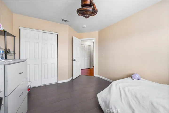9081 _pinon Avenue, Hesperia, California 92345