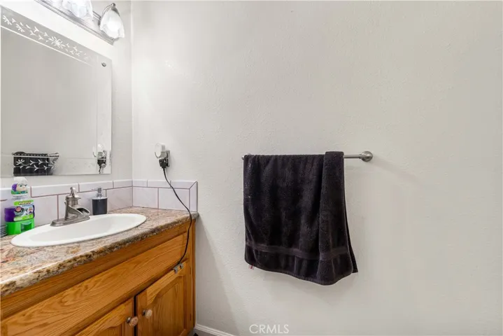 9081 _pinon Avenue, Hesperia, California 92345