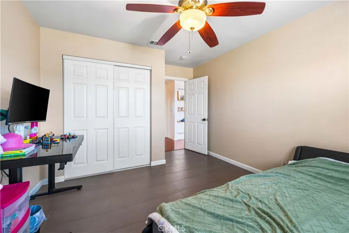 9081 _pinon Avenue, Hesperia, California 92345