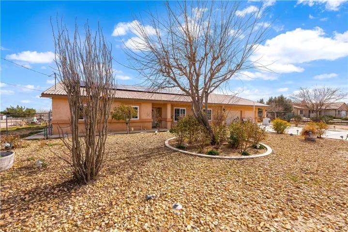 9081 _pinon Avenue, Hesperia, California 92345