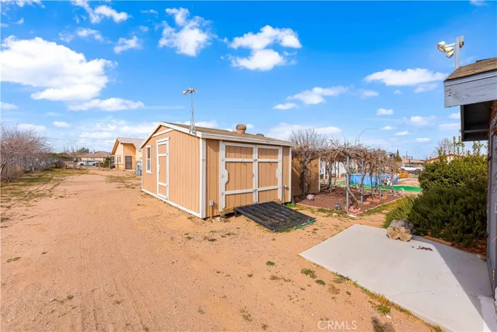 9081 _pinon Avenue, Hesperia, California 92345