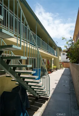 536 Saint Louis Avenue, Long Beach, California 90814