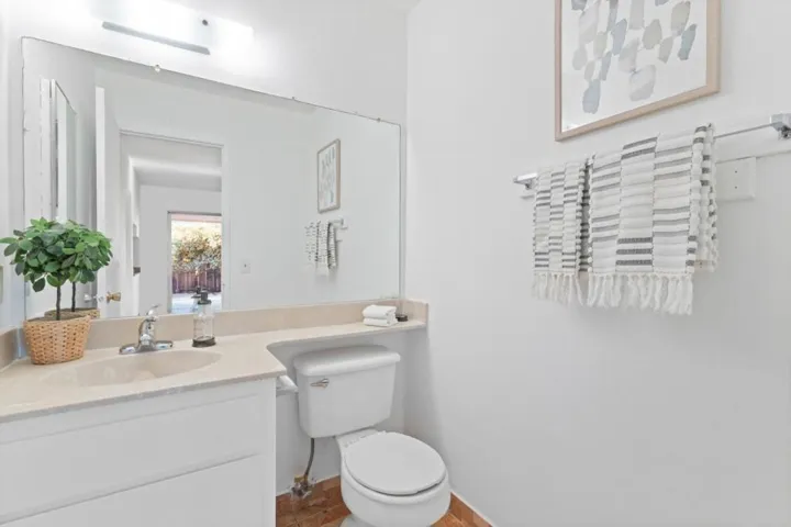 2262 Thayer Court, San Jose, California 95122