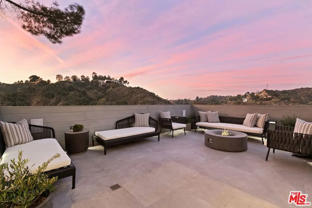 8509 Crescent Drive, Los Angeles, California 90046 home-pic-26
