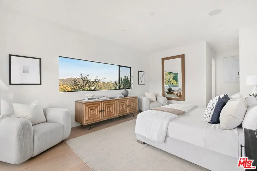 8509 Crescent Drive, Los Angeles, California 90046 home-pic-12