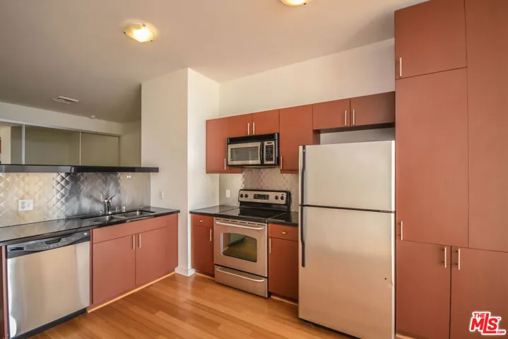 3810 Wilshire Boulevard 1809, Los Angeles, California 90010
