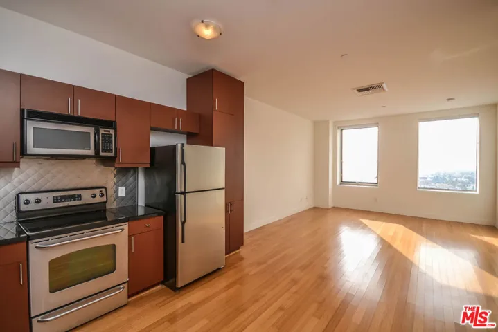 3810 Wilshire Boulevard 1809, Los Angeles, California 90010