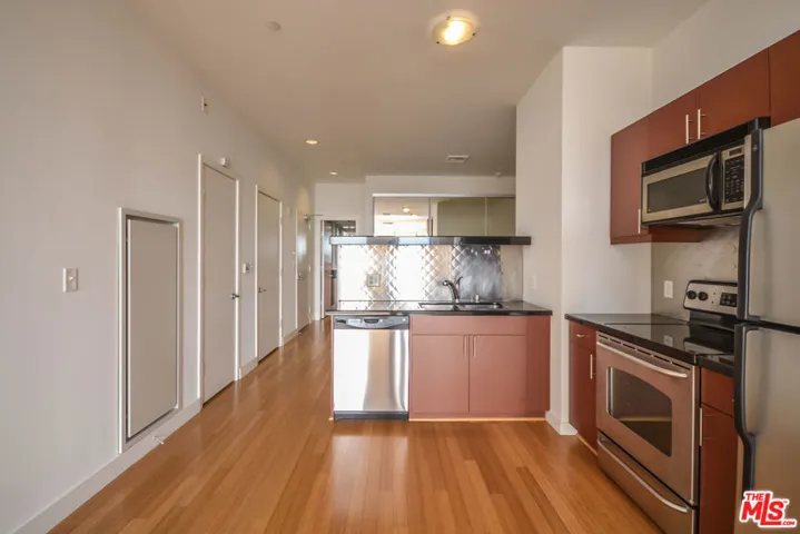 3810 Wilshire Boulevard 1809, Los Angeles, California 90010