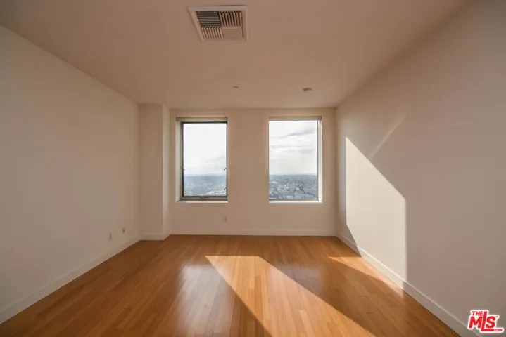 3810 Wilshire Boulevard 1809, Los Angeles, California 90010