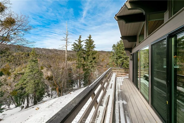 2121 Tank Road, Arrowbear, California 92382