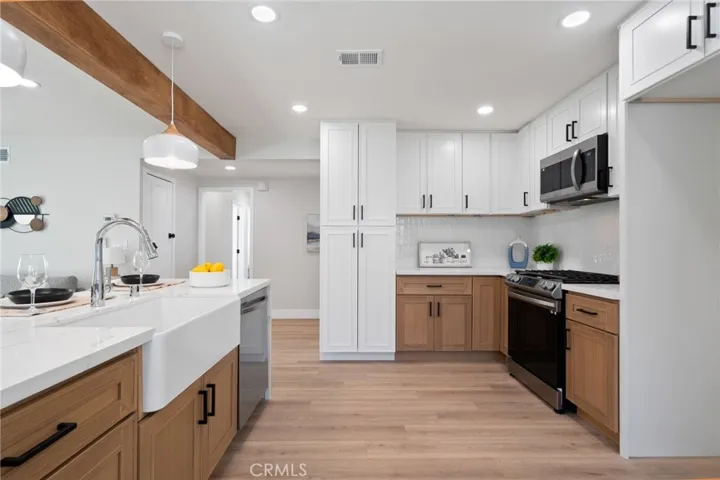 3608 W Roberts Drive, Santa Ana, California 92704