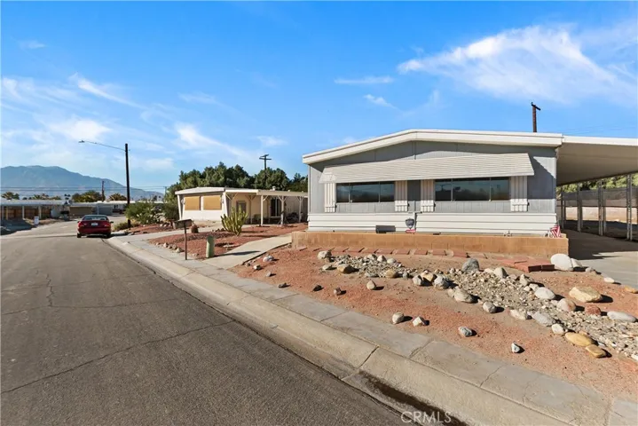 73360 Colonial Drive, Thousand Palms, California 92276