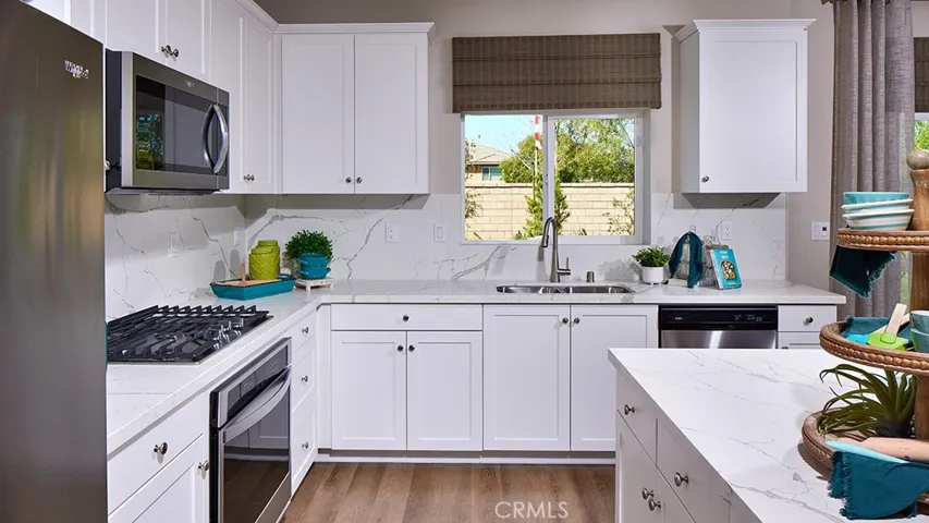 2006 Renata Drive, Perris, California 92571