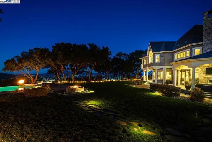 9767 Santos Ranch Rd, Pleasanton, California 94588