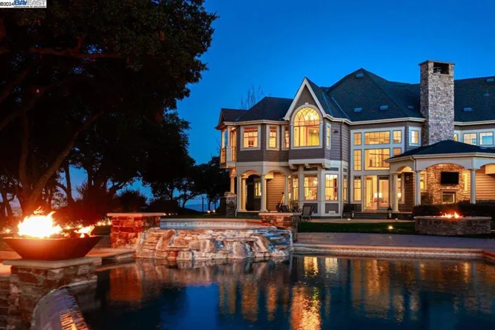 9767 Santos Ranch Rd, Pleasanton, California 94588
