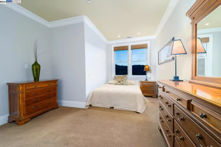 9767 Santos Ranch Rd, Pleasanton, California 94588