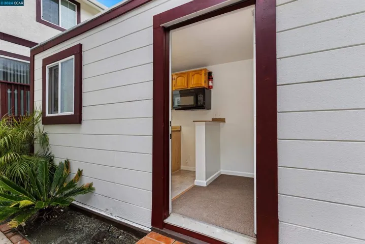 921 Liberty St, El Cerrito, California 94530