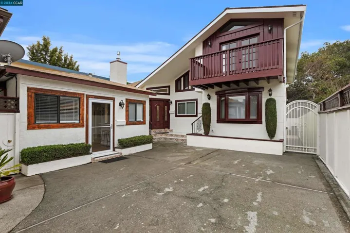 921 Liberty St, El Cerrito, California 94530